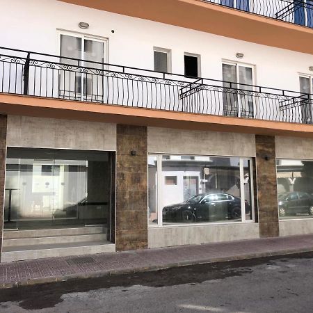 Hostal Rosalia San Antonio  Eksteriør bilde