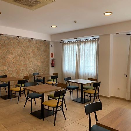 Hostal Rosalia San Antonio  Eksteriør bilde