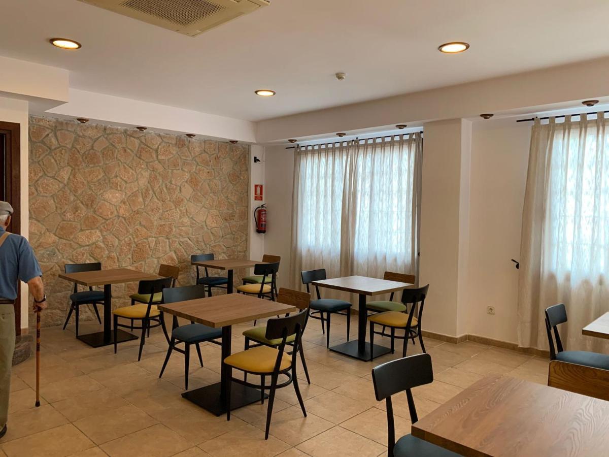 Hostal Rosalia San Antonio  Eksteriør bilde