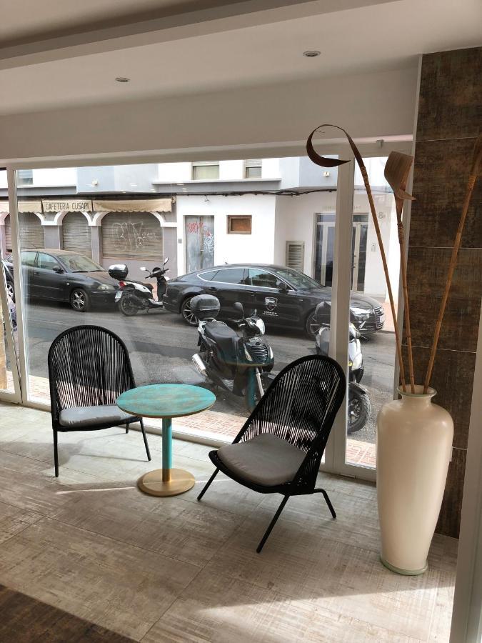 Hostal Rosalia San Antonio  Eksteriør bilde