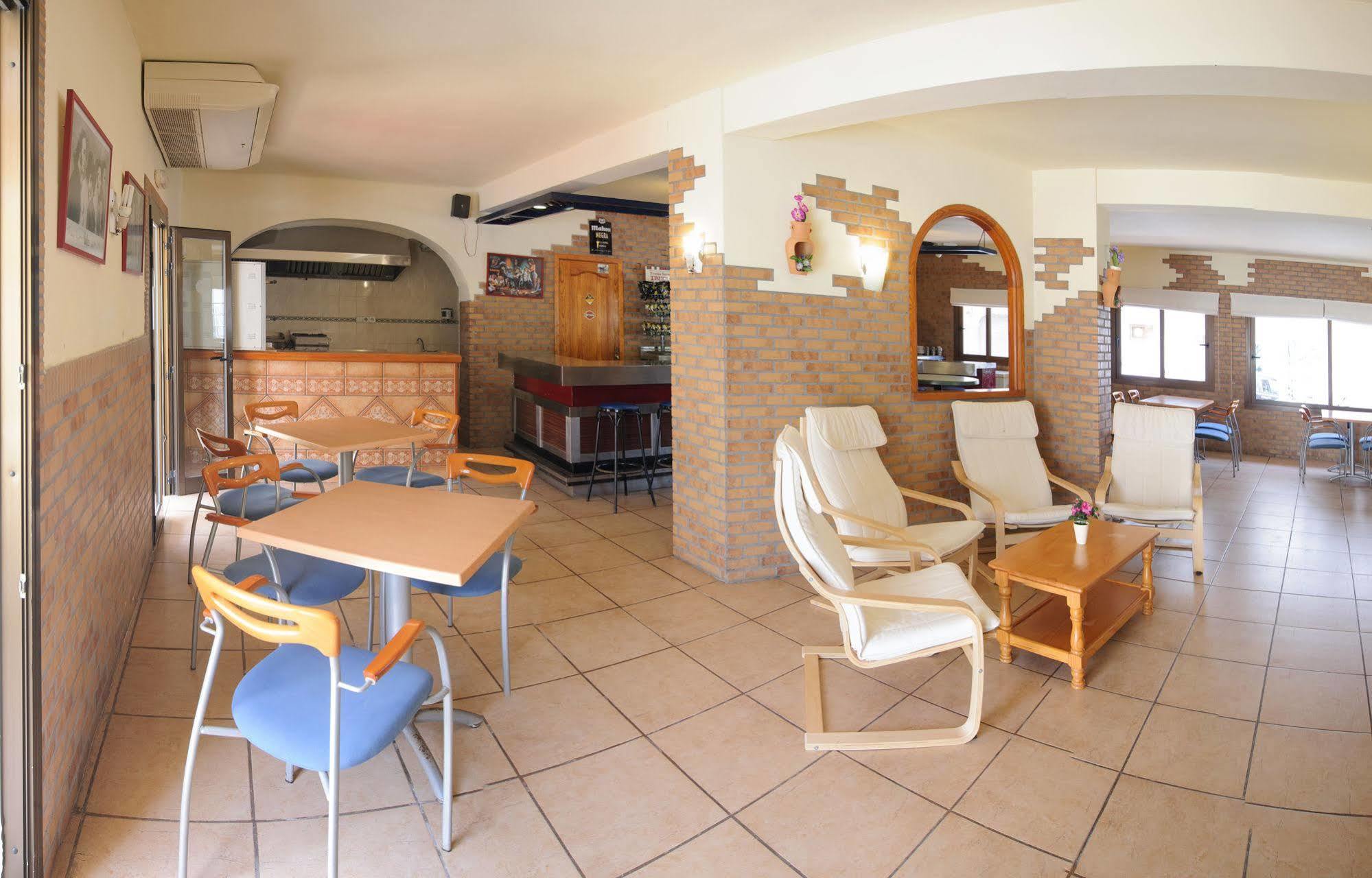 Hostal Rosalia San Antonio  Eksteriør bilde
